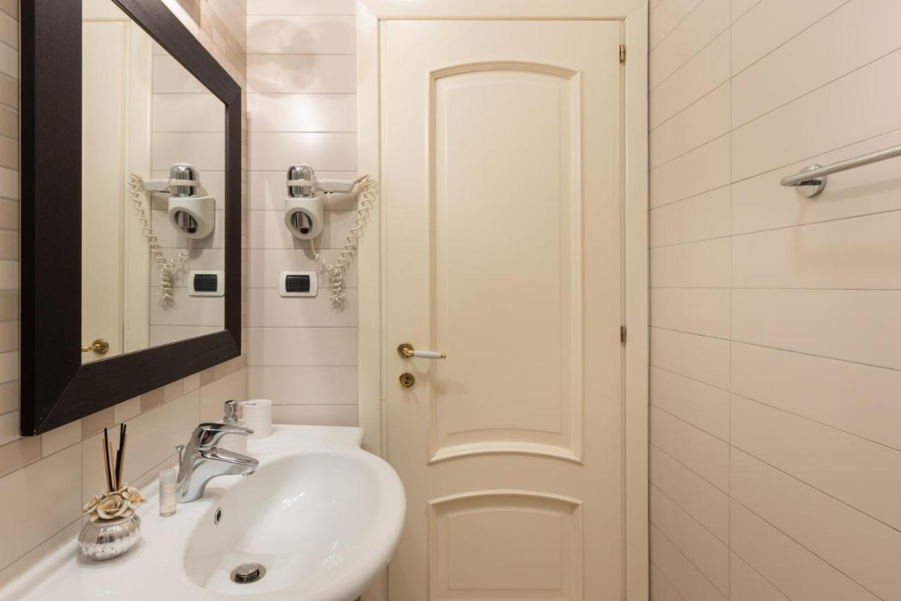 Bed And Breakfast Del Fiore Cagliari Exterior foto